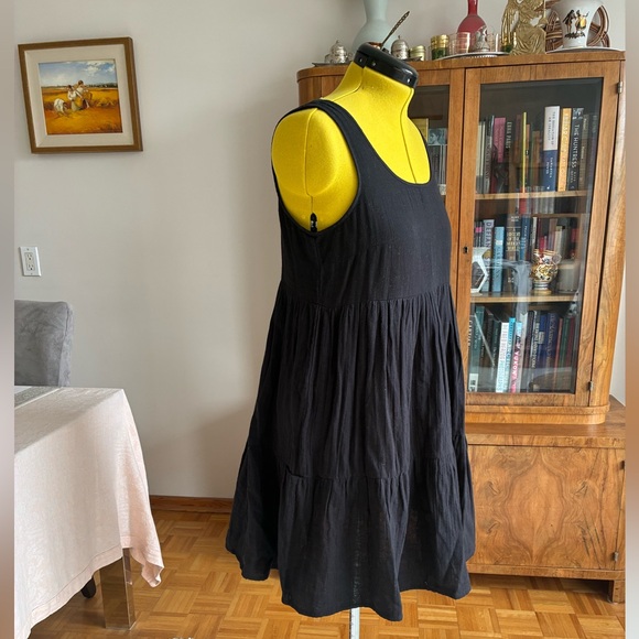 ICHI Dresses & Skirts - ICHI Black Tiered Sleeveless Mini Dress